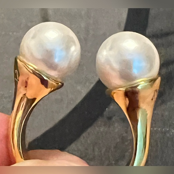 🆕 Tory Burch Authentic Gold Pearl Bud Logo Ring Size 7 - Picture 15 of 16